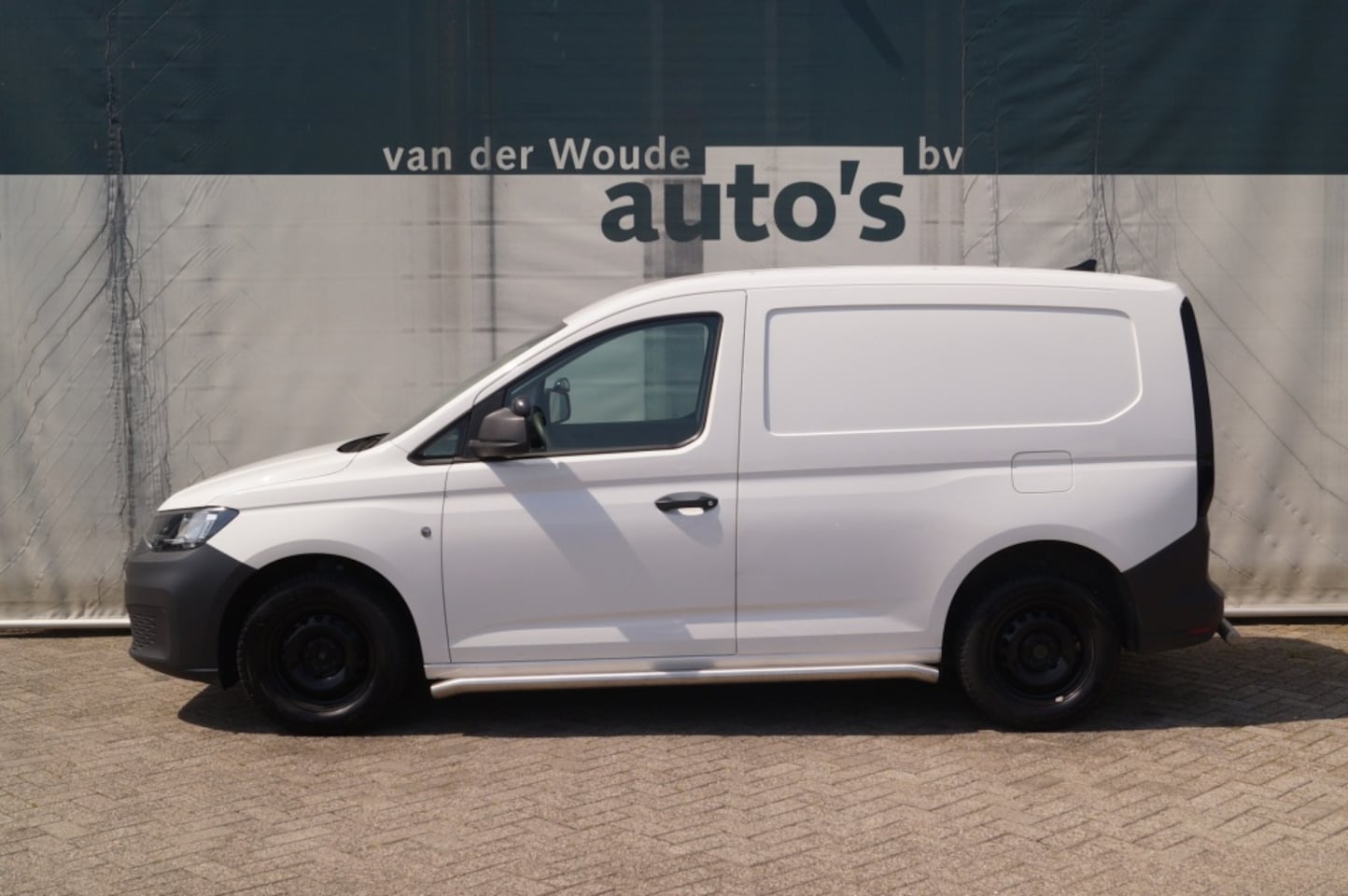 Volkswagen Caddy Cargo - 2.0 TDI Comfort -AIRCO-PDC-CRUISE-CARPLAY- - AutoWereld.nl