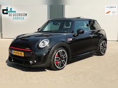 MINI 3-Deurs - 2.0 John Cooper Works Chili Pano Head-up Harman Kardon