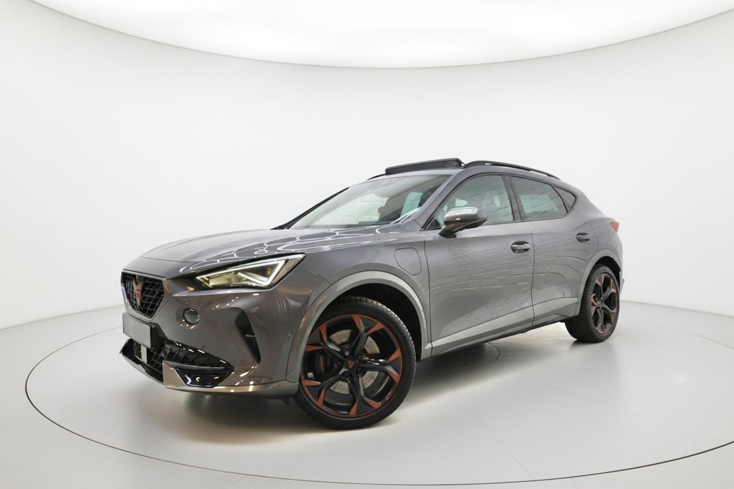 CUPRA Formentor - 1.4 e-Hybrid VZ Copper Edition NARDO PANO - AutoWereld.nl