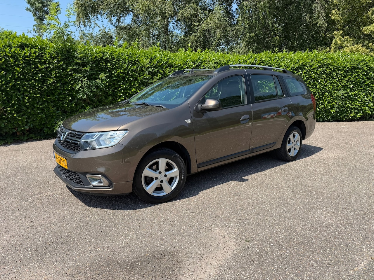 Dacia Logan MCV - 0.9 TCe Bi-Fuel Laureate | LPG A Fabriek | Camera | - AutoWereld.nl