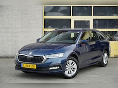 Skoda Octavia Combi - 1.0 e-TSI Automaat Business Edition BJ2021 Lmv 16" | Led V+A | Dynamische knipperlichten |