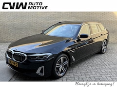 BMW 5-serie Touring - 530e Business Edition Plus Luxury | Lederen bekleding | Adaptieve cruise | Lane assist | H