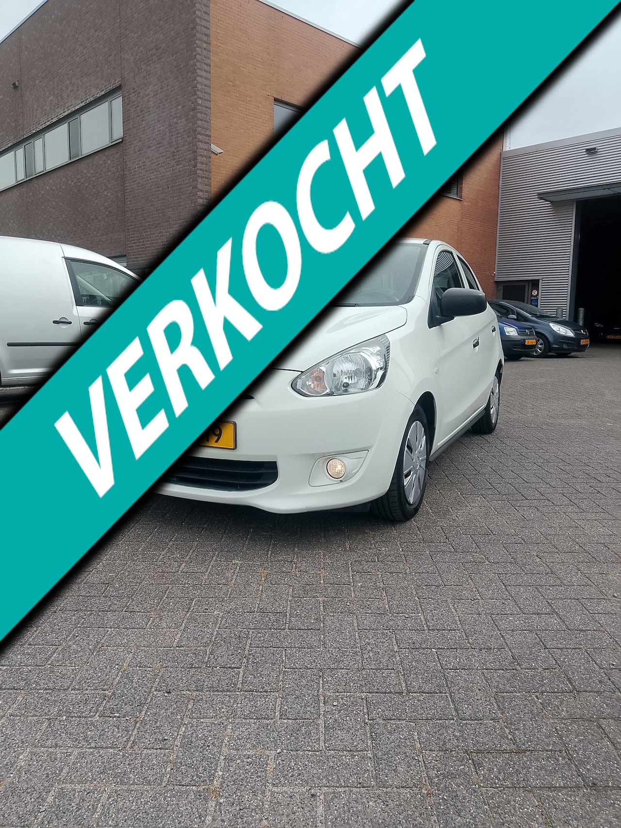 Mitsubishi Space Star - 1.0 Inform 1.0 Inform - AutoWereld.nl