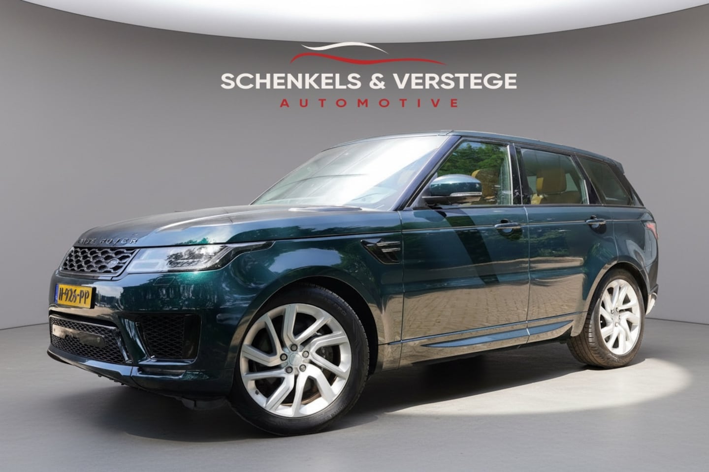 Land Rover Range Rover Sport - 2.0 P400e Autobiography Dynamic / BTW / Pano / SVO PREMIUM PALETTE GREEN / Trekhaak Meridi - AutoWereld.nl