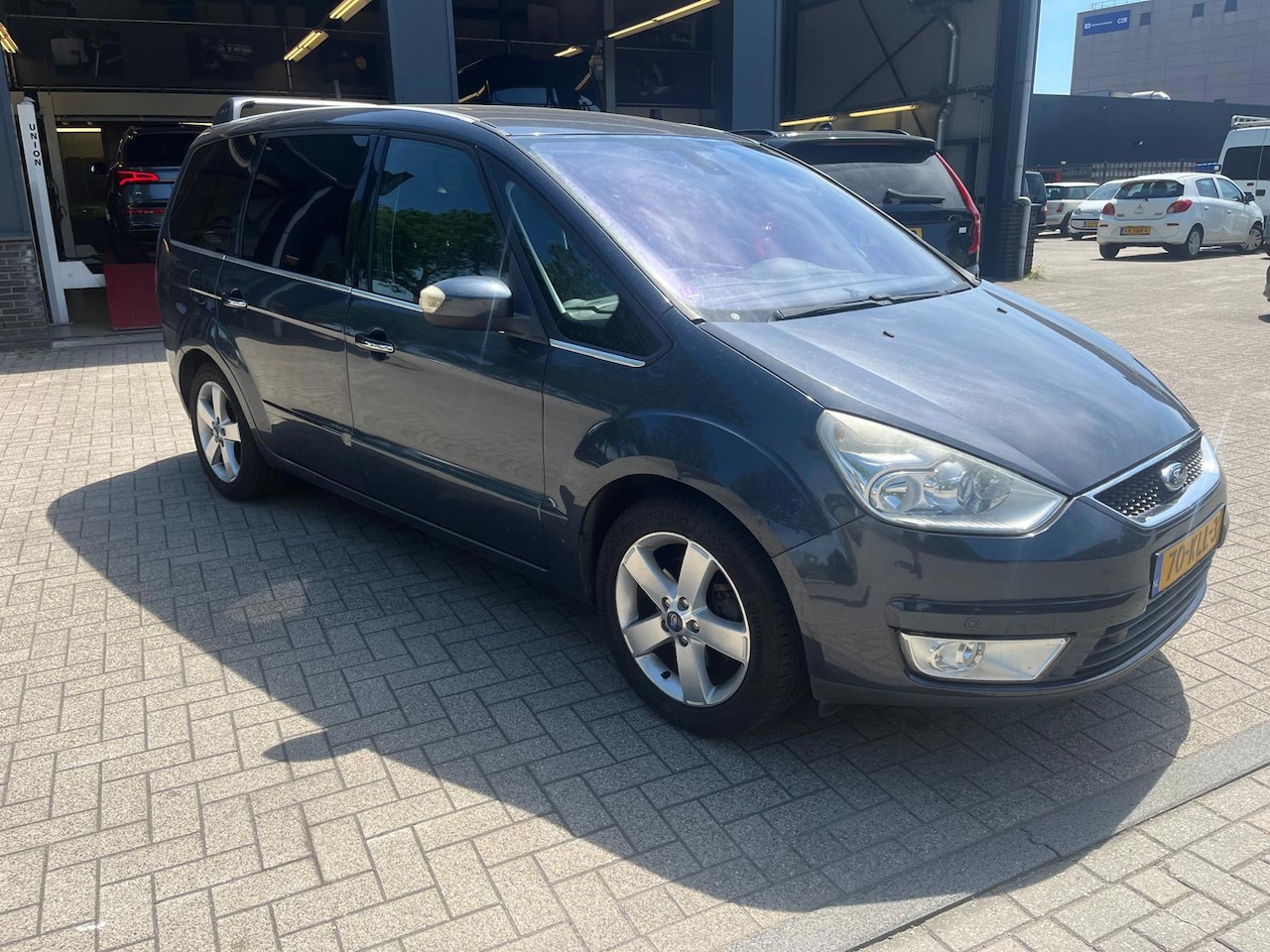 Ford Galaxy - 2.0-16V Titanium Limited 2.0-16V Titanium Limited - AutoWereld.nl