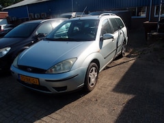 Ford Focus Wagon - 1.4 I Ambiente