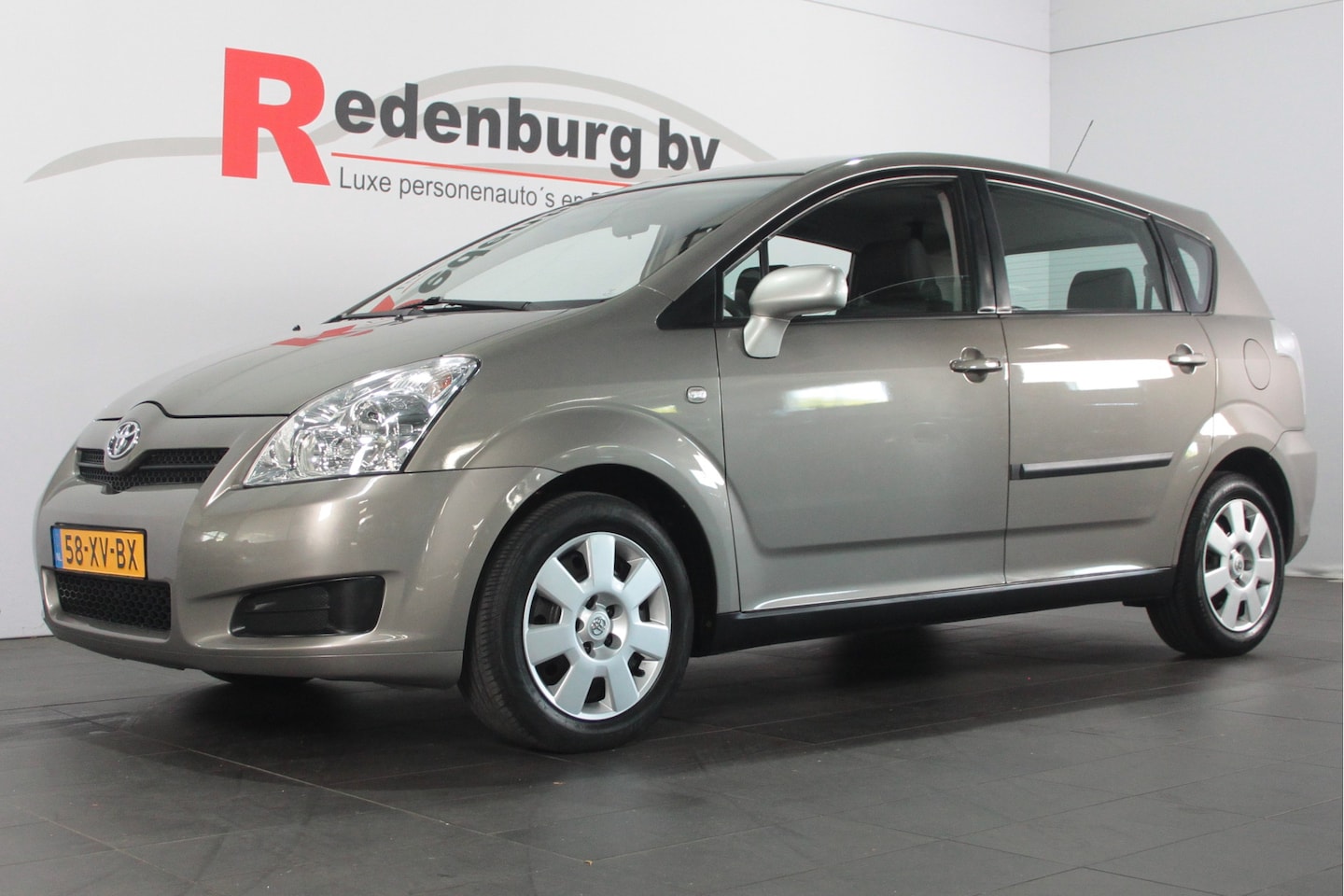 Toyota Verso - 1.6 VVT-i Terra - Airco / Radio - AutoWereld.nl