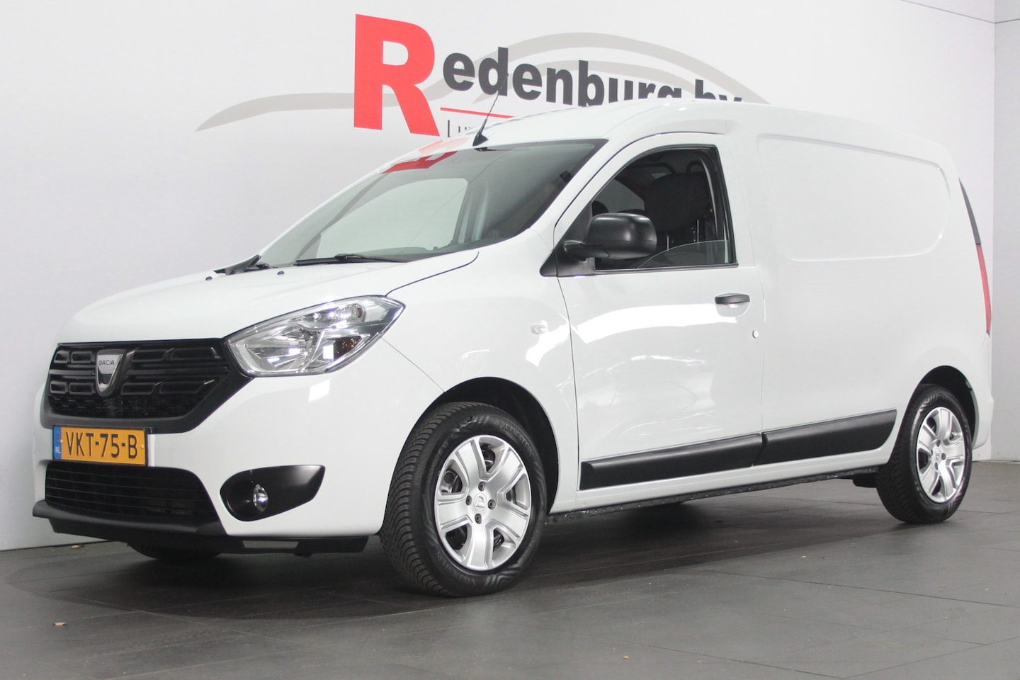 Dacia Dokker - 1.5 Blue dCi 90 Solid - Bluetooth / Navi / Cruise - AutoWereld.nl