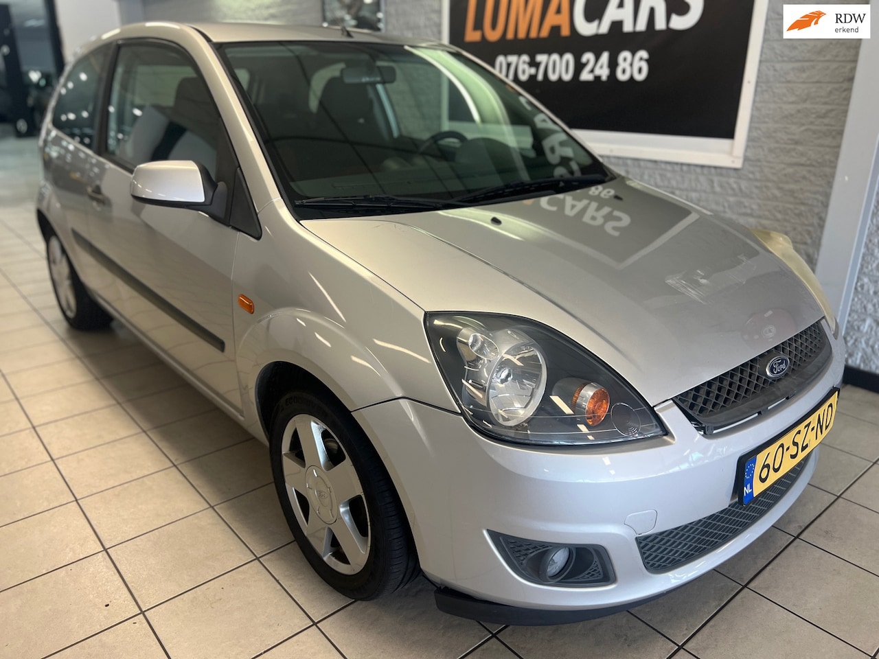 Ford Fiesta - 1.3-8V Futura|Nieuwe APK | Airco | Elektr. | LMV - AutoWereld.nl
