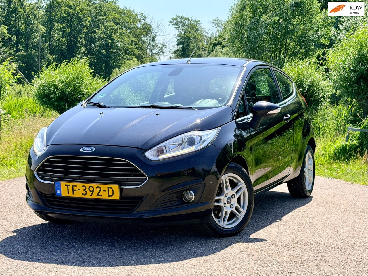 Ford Fiesta - 1.0 Titanium Clima LMV Radio/CD Stoelverwarming - AutoWereld.nl