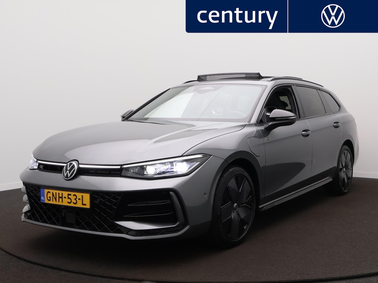 Volkswagen Passat Variant - 1.5 eHybrid R-Line Business | Panodak | Zwenk-trekhaak | Camera | Harman Kardon | Elek. St - AutoWereld.nl