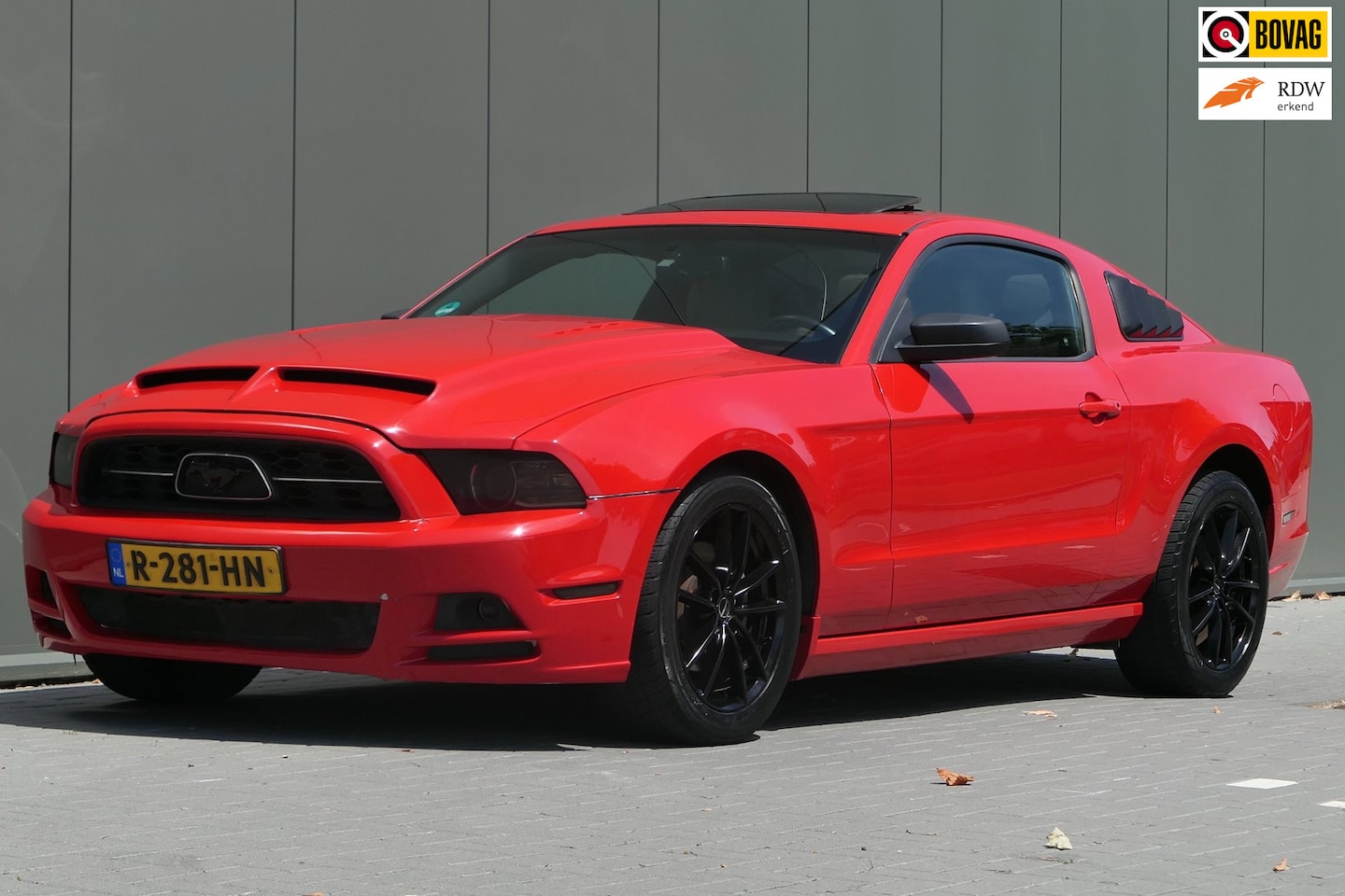 Ford Mustang - Schuifdak Carplay Achteruitrijcamera - AutoWereld.nl
