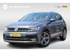 Volkswagen Tiguan - 1.4 TSI 150Pk ACT DSG-Automaat Highline Business R | Trekhaak | Digital cockpit
