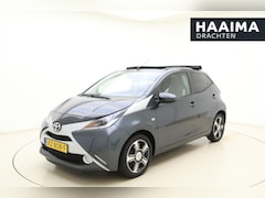 Toyota Aygo - 1.0 VVT-i x-clusiv | Elektrisch vouwdak | Climate Control | Achteruitrijcamera | Bluetooth