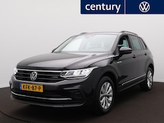 Volkswagen Tiguan - 1.4 TSI eHybrid Life | Camera | Virtual | Clima | ACC | Dodehoek sensoren | Elek. Kofferba