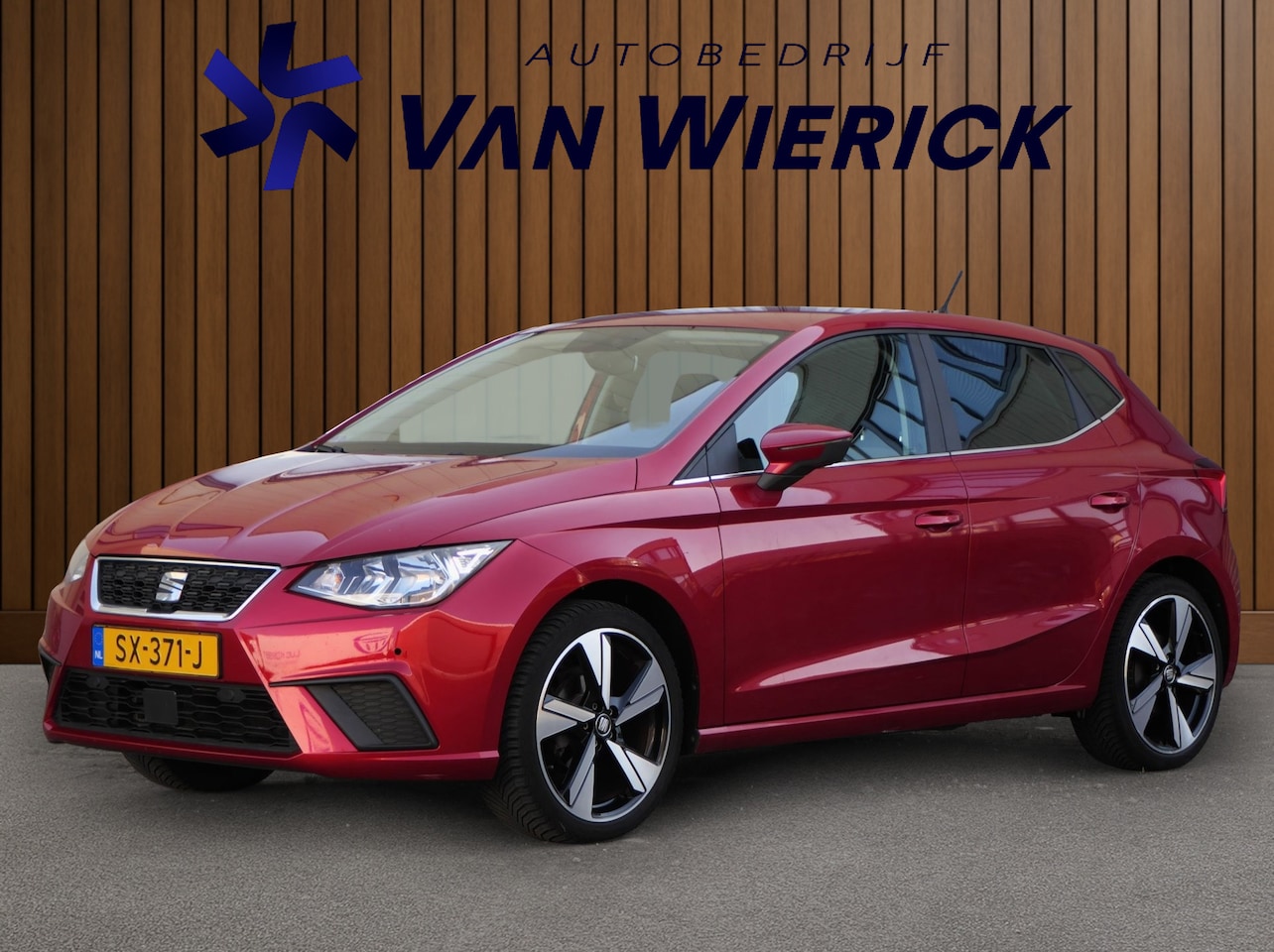 SEAT Ibiza - 1.0 TSI Style Business Intense | Camera | Carplay | Navi | LM Velgen | NAP - AutoWereld.nl