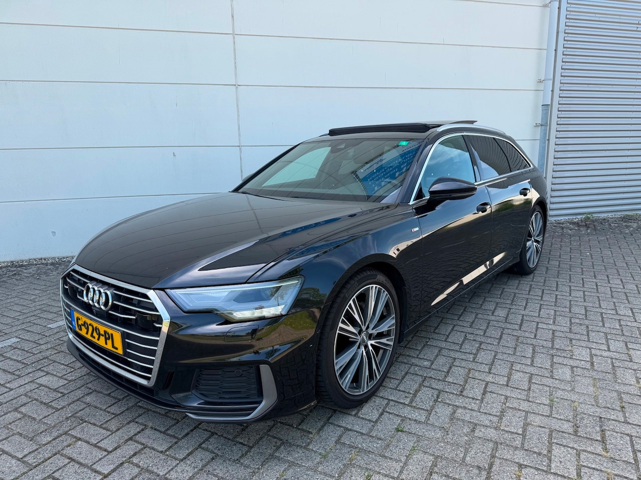 Audi A6 - 40 TDI Auto Pano Line assist ACC Trekhaak S-Line - AutoWereld.nl