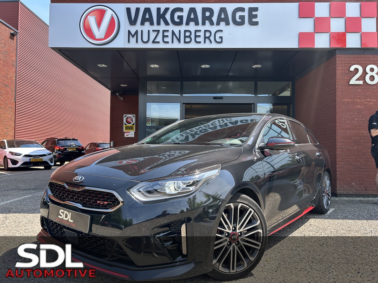 Kia Pro cee'd - 1.6 T-GDI GT // FULL LED // SCHUIFKANTELDAK // JBL AUDIO // VIRTUAL COCKPIT // ADAPTIVE CR - AutoWereld.nl