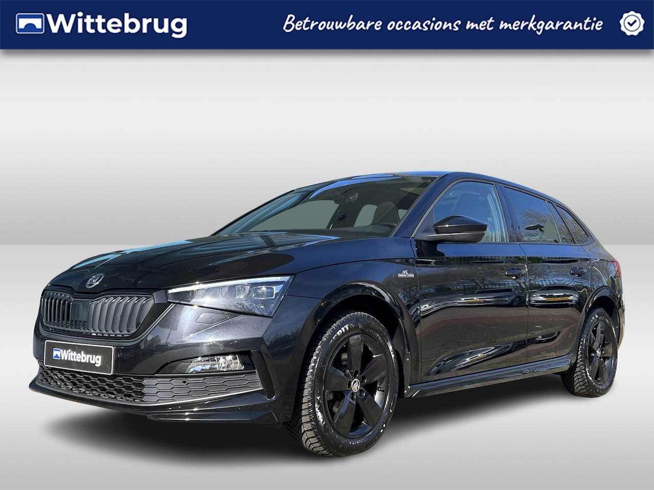 Skoda Scala - 1.5 TSI Sport Business / Panoramadak / Virtual Cockpit / Navigatie / Trekhaak Wegklapbaar - AutoWereld.nl