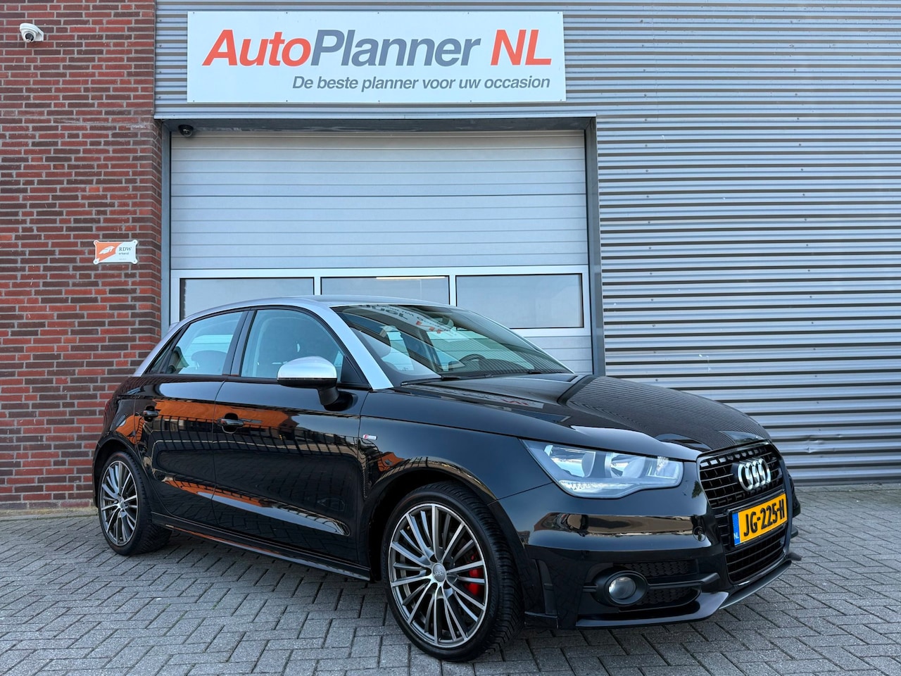 Audi A1 Sportback - 1.2 TFSI S-Line! Airco! Camera! Cruise! - AutoWereld.nl