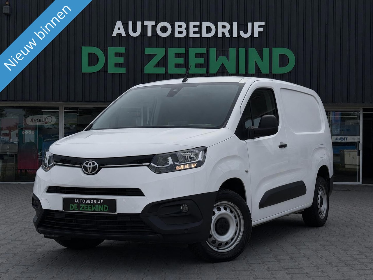 Toyota ProAce City - 1.5 D-4D Live Long|Navi|Rijklaar - AutoWereld.nl