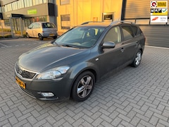 Kia Cee'd - 1.4 CVVT X-ecutive