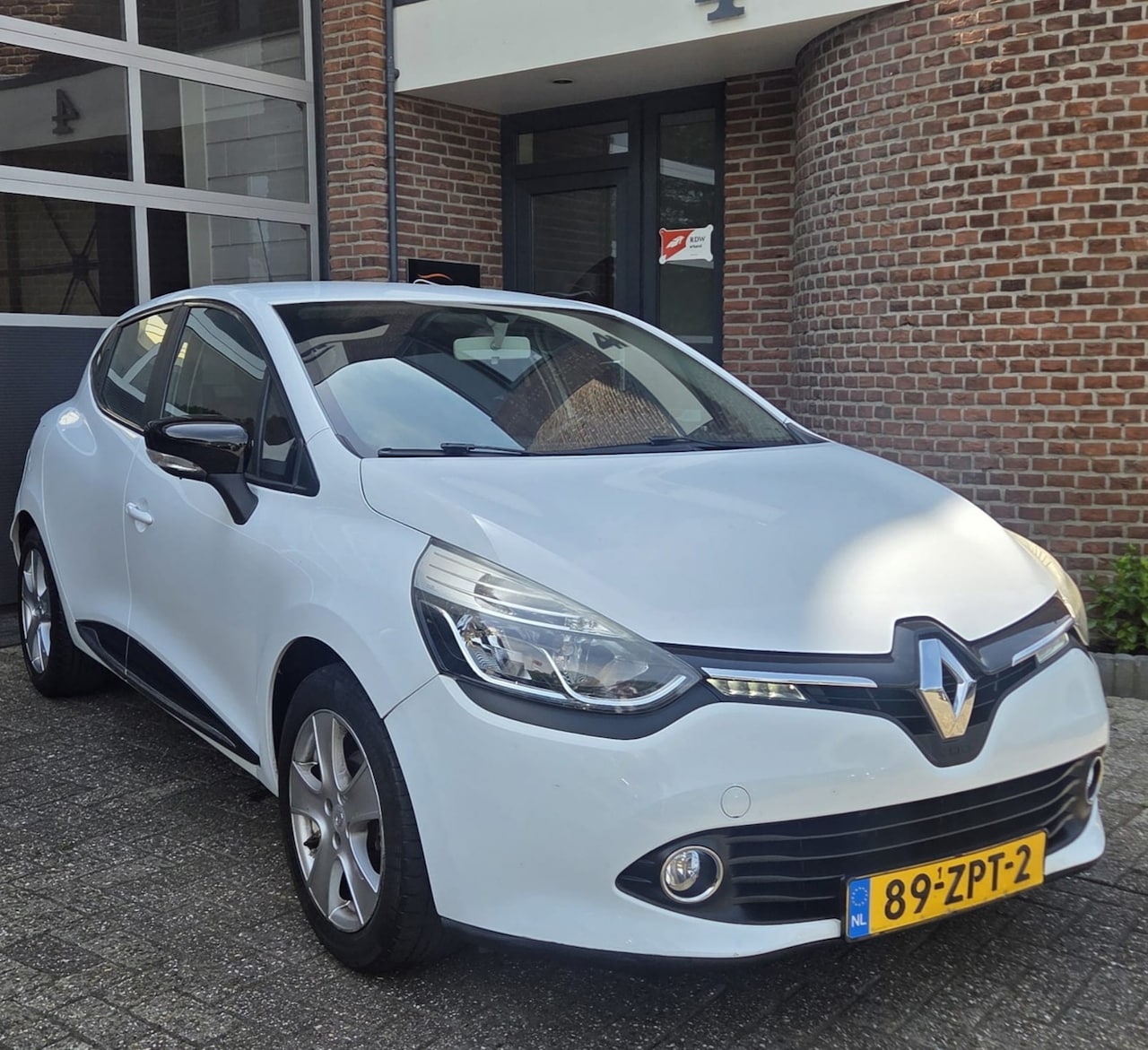Renault Clio - 0.9 TCe Expression | Airco | Cruise | Navi | Nap | - AutoWereld.nl