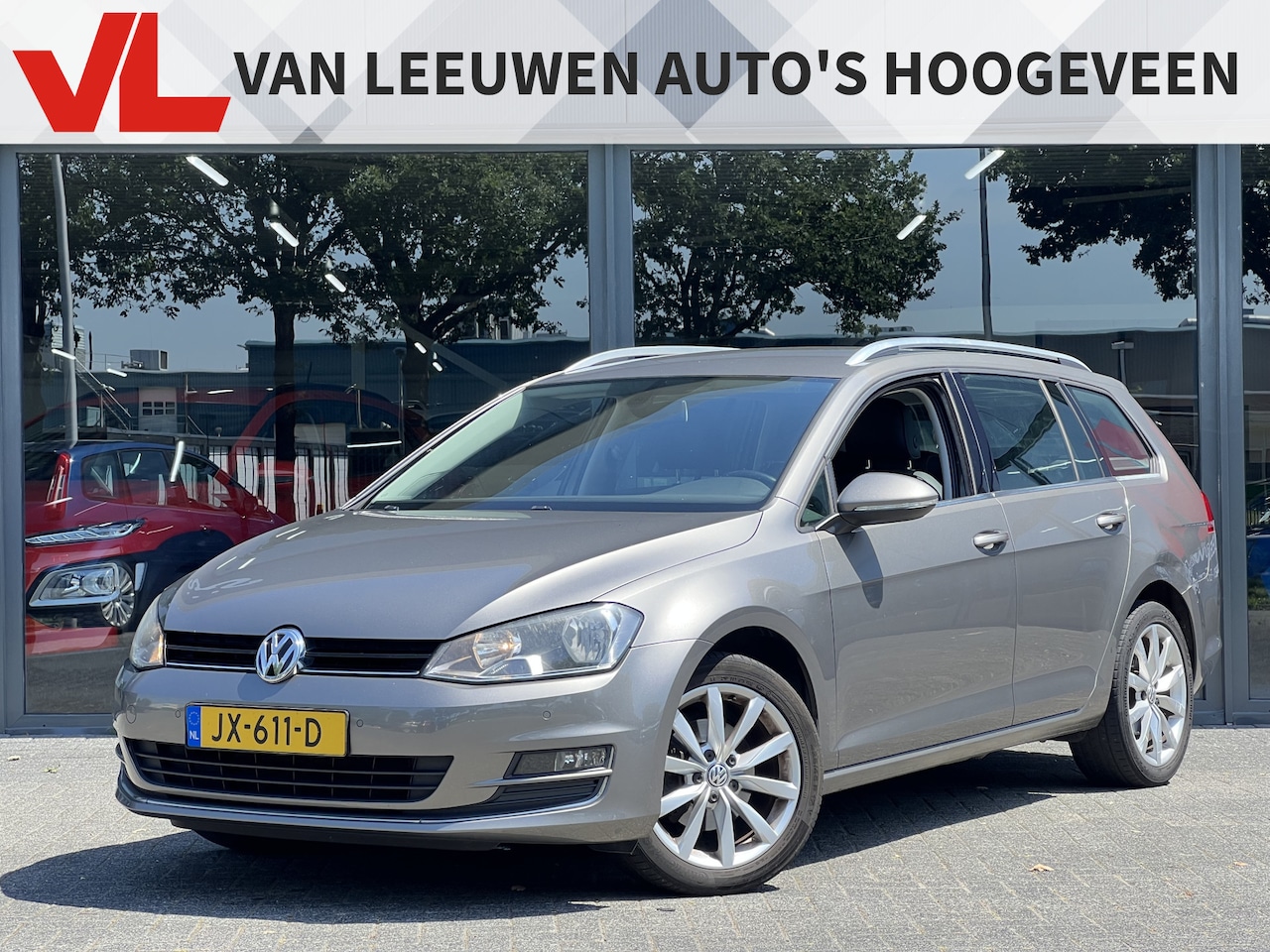 Volkswagen Golf Variant - 1.2 TSI Connected Series | Nieuw binnen | Navi | Apple Carplay | - AutoWereld.nl