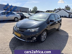 Toyota Auris Touring Sports - 1.8 Hybrid Executive