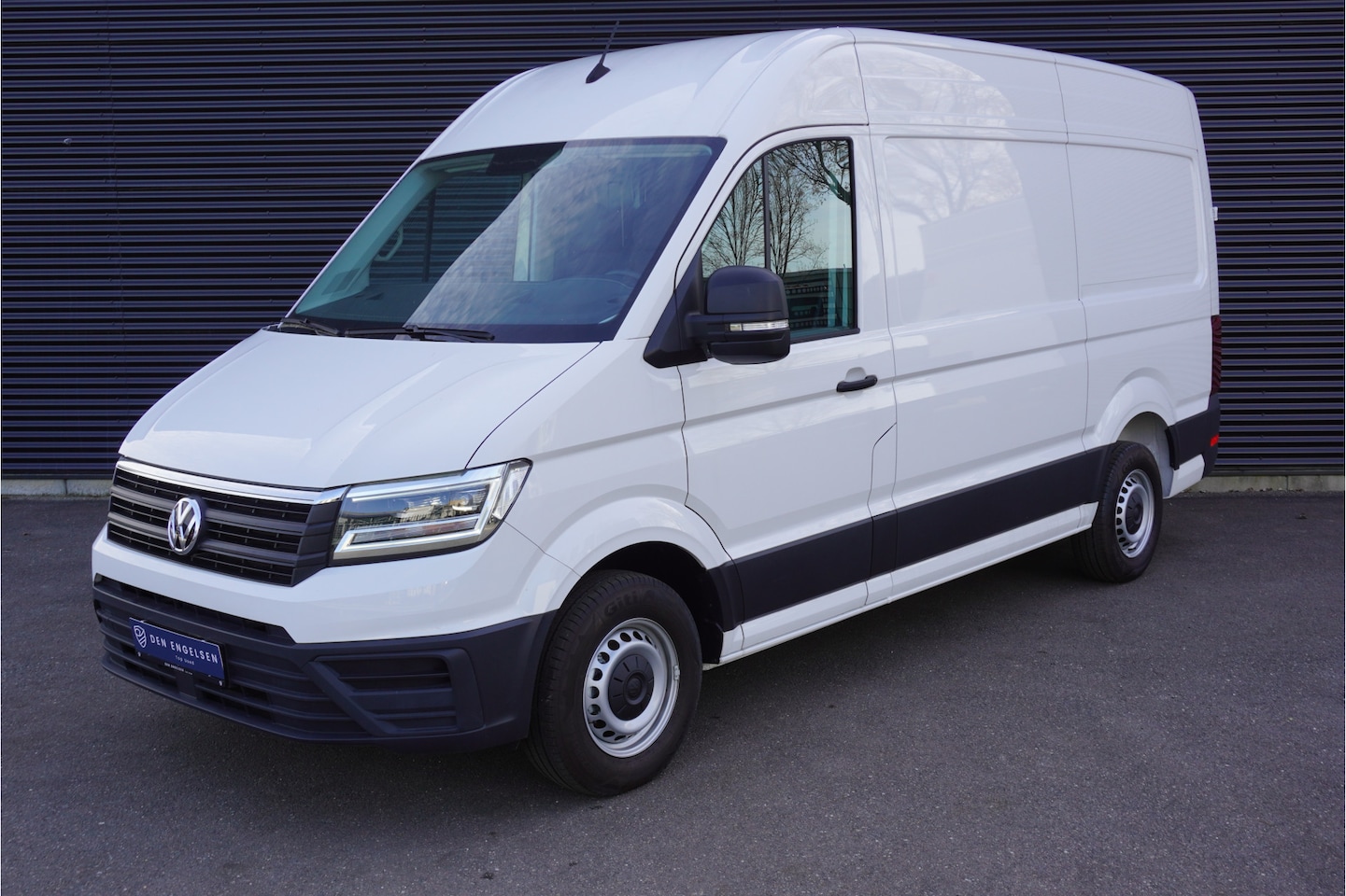 Volkswagen Crafter - 140pk Automaat L3H3/L2H2 LED Apple Carplay Camera Navigatie Parkeersensoren ACC Cruise con - AutoWereld.nl