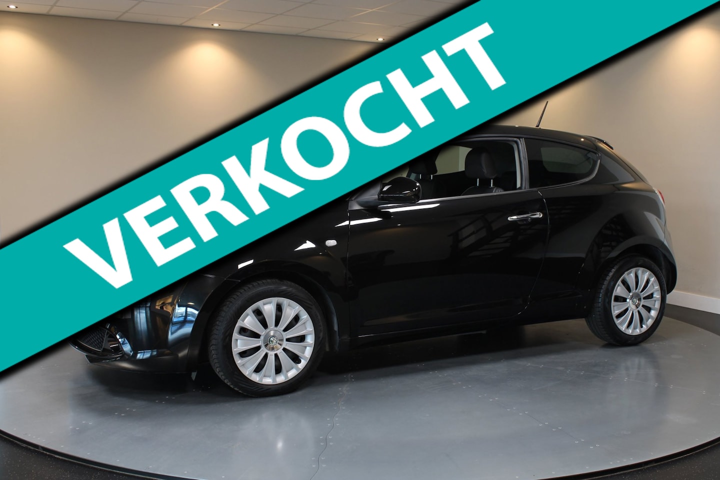 Alfa Romeo MiTo - 0.9 TwinAir Esclusivo *2de Eigenaar / Dealer OH* Leer|Climate|Cruise|Navi|PDC|NAP - AutoWereld.nl