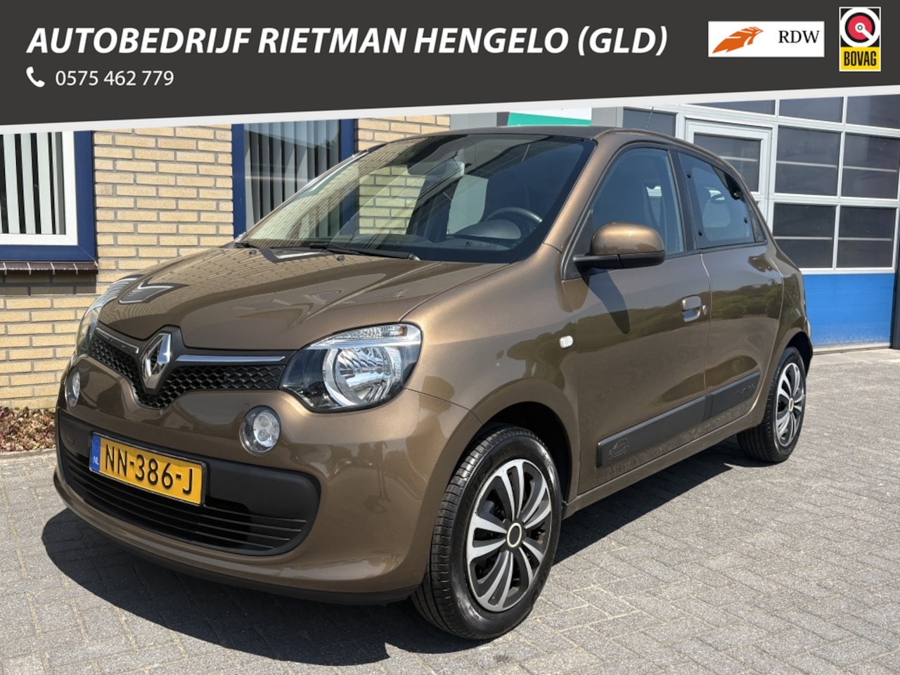 Renault Twingo - 1.0 SCe Collection CAMERA-AIRCO-TREKHAAK - AutoWereld.nl