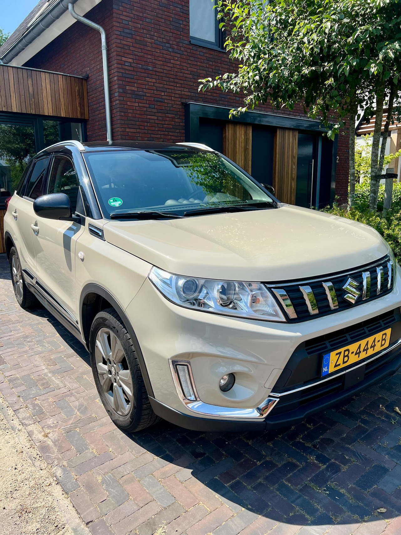 Suzuki Vitara - 1.0 Boosterjet Select Suzuki Vitara 1.0 Select Boosterjet WLTP incl trekhaak - AutoWereld.nl