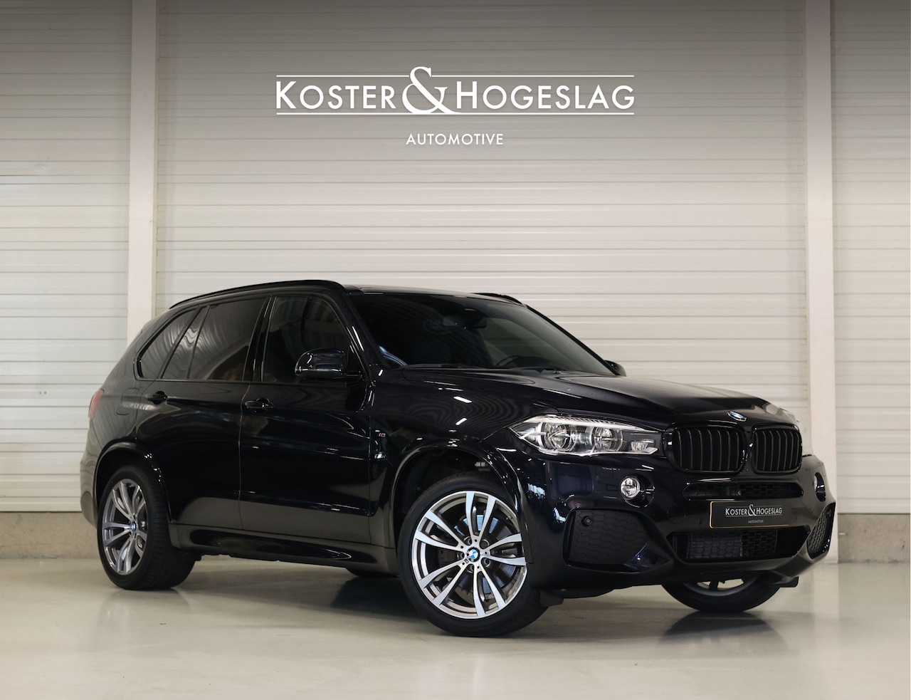 BMW X5 - xDrive35i High Executive | M Sport - HUD - AutoWereld.nl