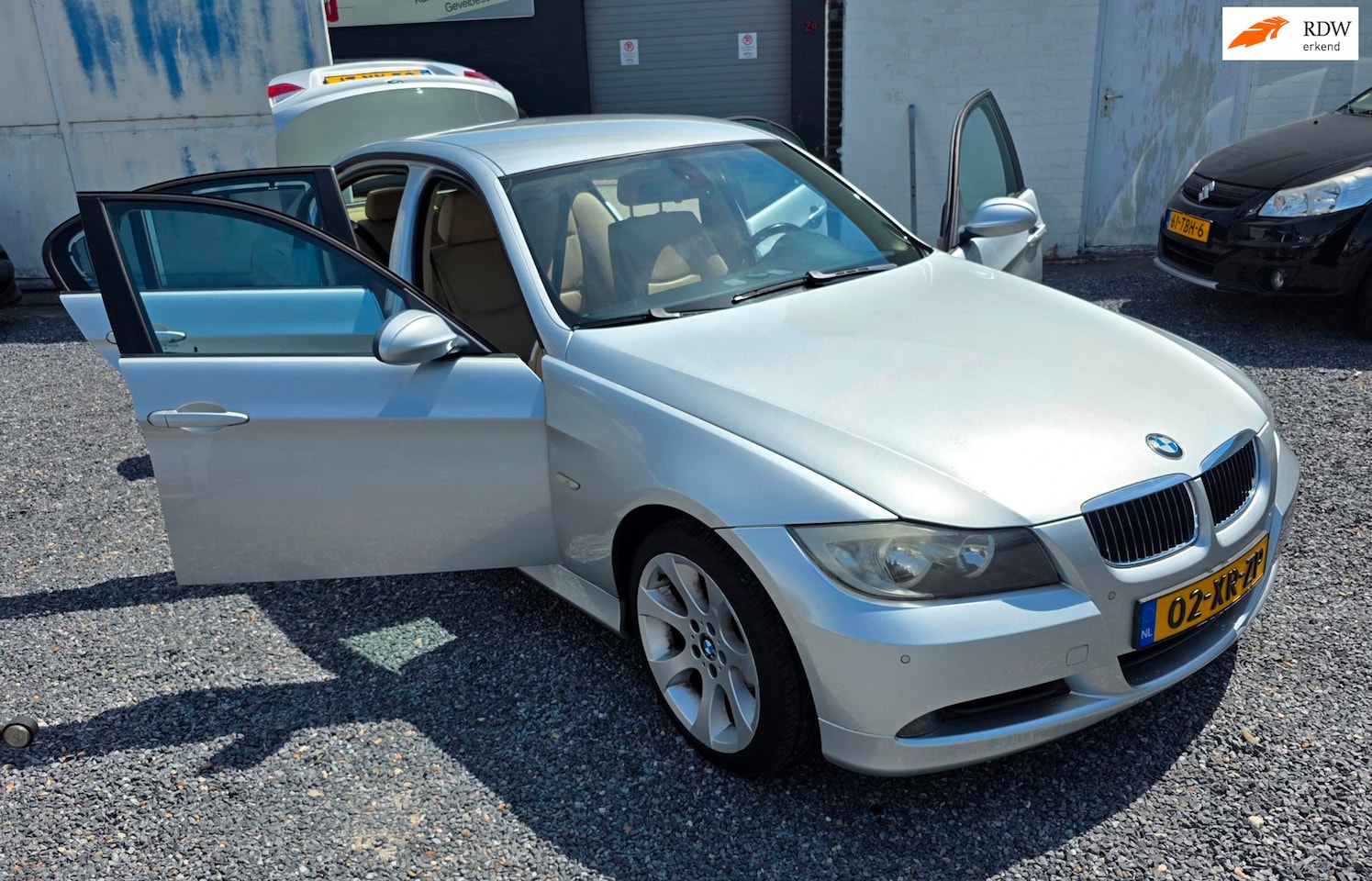 BMW 3-serie - 318i High Executive km 160.000 netjes - AutoWereld.nl