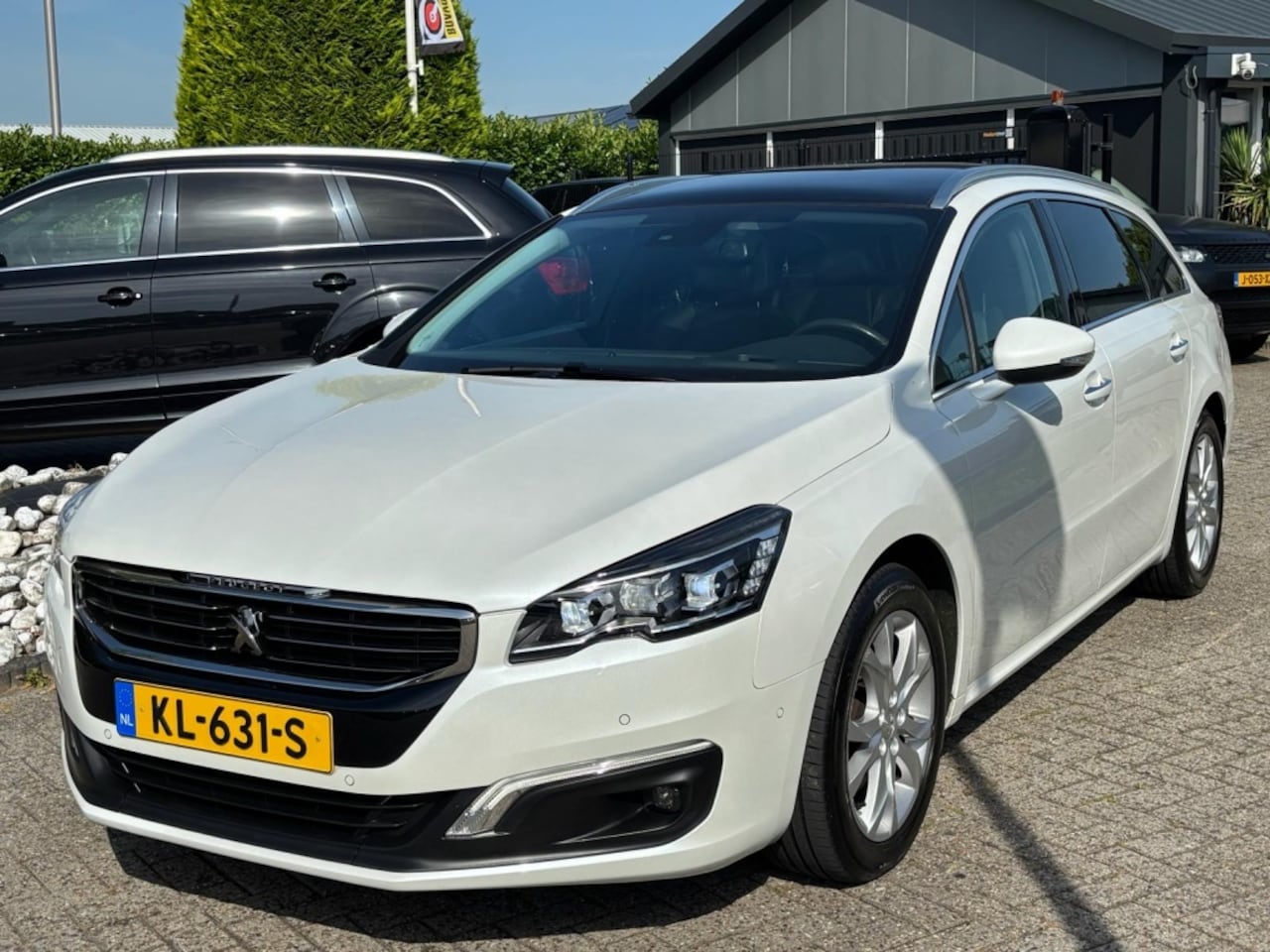 Peugeot 508 SW - 1.6 Allure 2016 Wit Dealer Auto Leer Led Pano Trekhaak - AutoWereld.nl