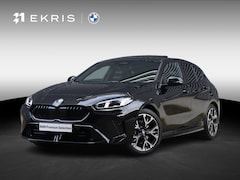BMW 1-serie - 5-deurs 120 | M Sportpakket | Panodak | Harman Kardon | Driving Assistant | Comfort Access