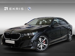 BMW 5-serie - Sedan 530e M Sport Pro | Bowers & Wilkins | Panoramadak | Comfortstoelen