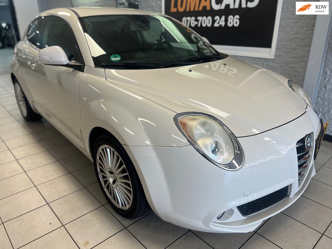 Alfa Romeo MiTo - 1.4 Distinctive | Nieuwe APK | Carplay | - AutoWereld.nl