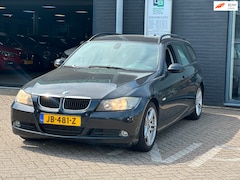 BMW 3-serie Touring - 320i Business Line/PANO-DAK/NAVI/EXPORT PRIJS