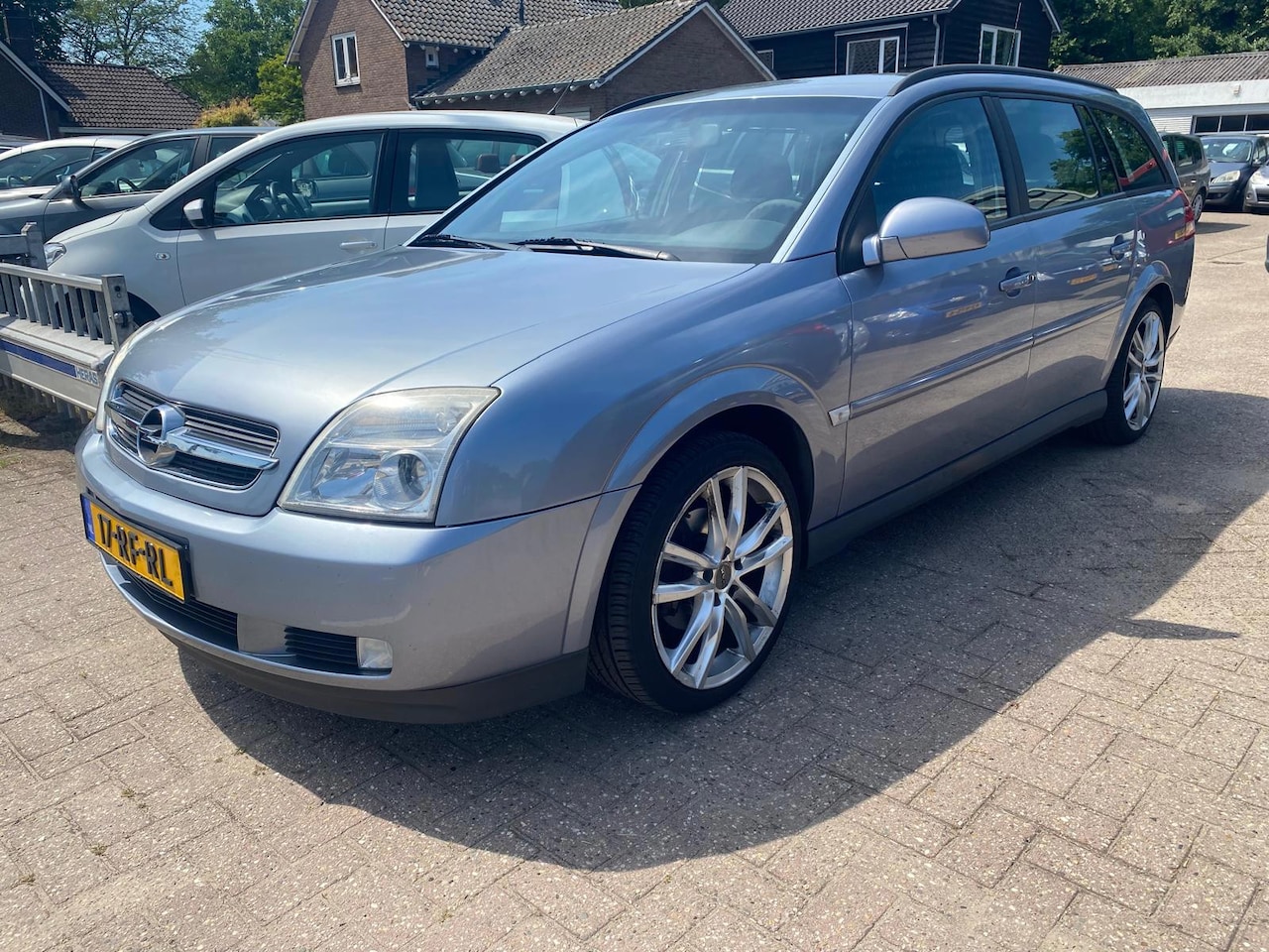 Opel Vectra Wagon - 1.8-16V Comfort 1.8-16V Comfort ( A.P.K. Maart 2027) - AutoWereld.nl