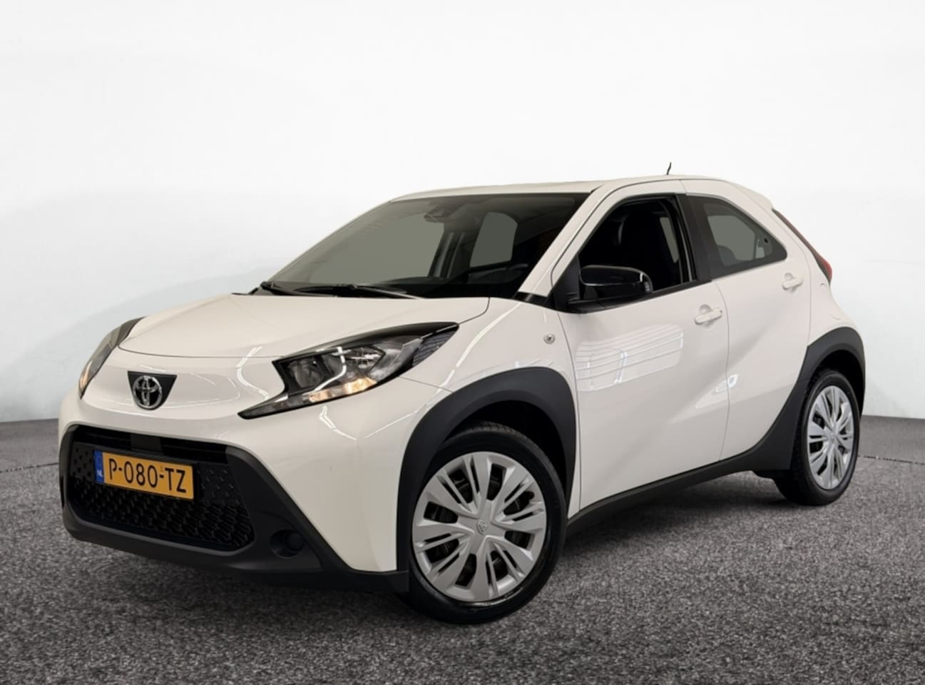 Toyota Aygo X - 1.0 VVT-i MT play 1.0 VVT-i MT Play - AutoWereld.nl
