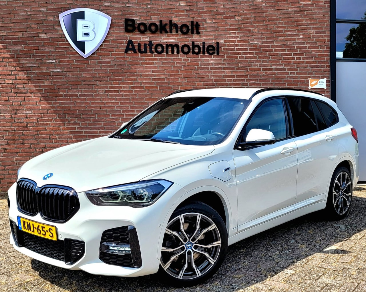 BMW X1 - XDrive25e M-Sport, Camera, HiFi, Adaptive LED, 19 inch, DAB (94% SOH - 220PK) - AutoWereld.nl