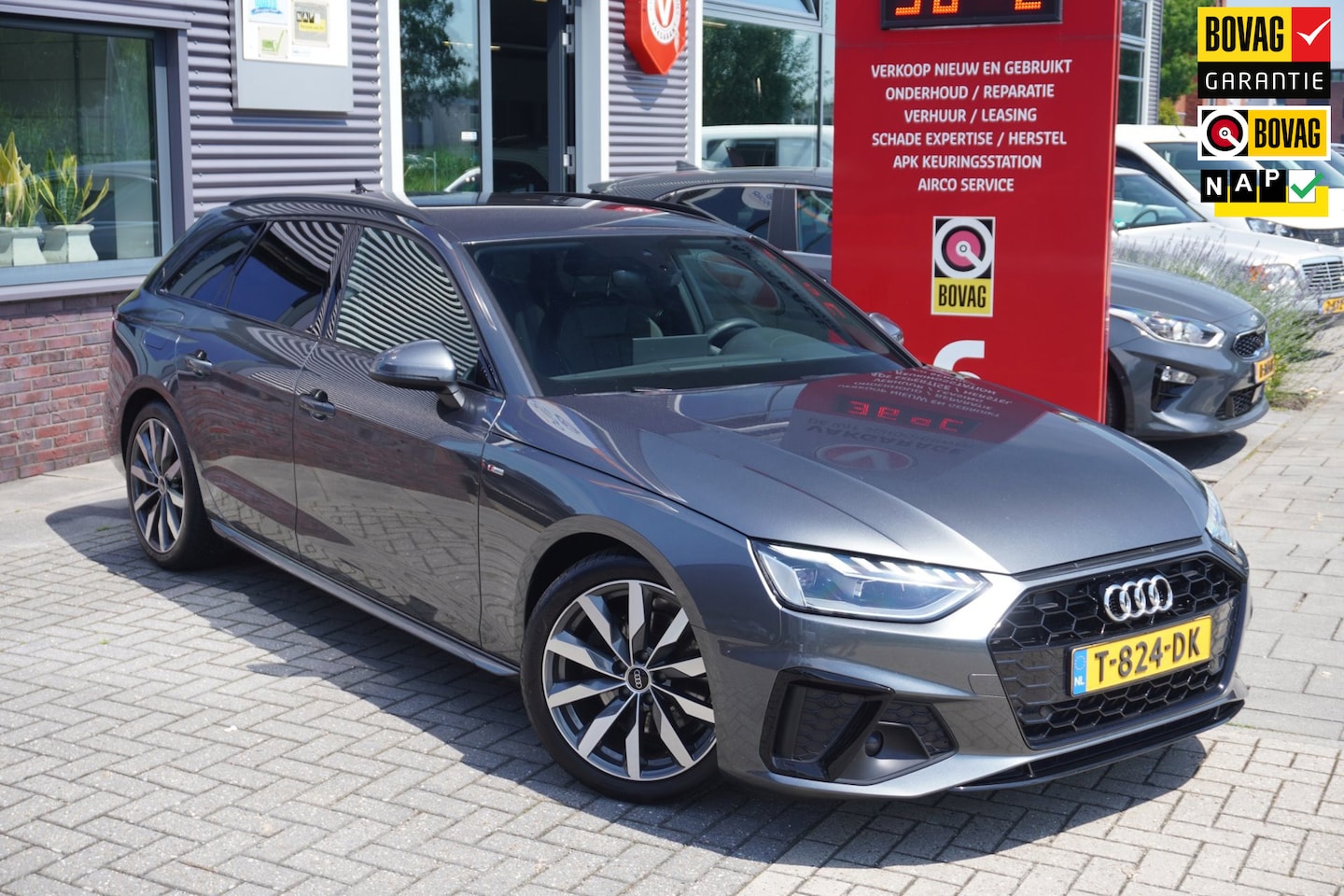 Audi A4 Avant - 35 TFSI S edition Competition / S-Line / Carplay / Virtual Cockpit - AutoWereld.nl
