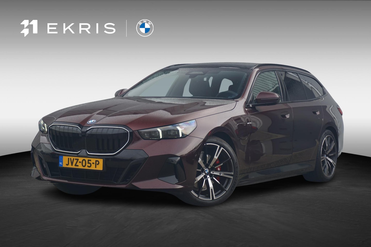 BMW 5-serie Touring - 530e M Sport Pro | Trekhaak / Bowers & Wilkins / Panoramadak / Head-up / 360 Graden Camera - AutoWereld.nl
