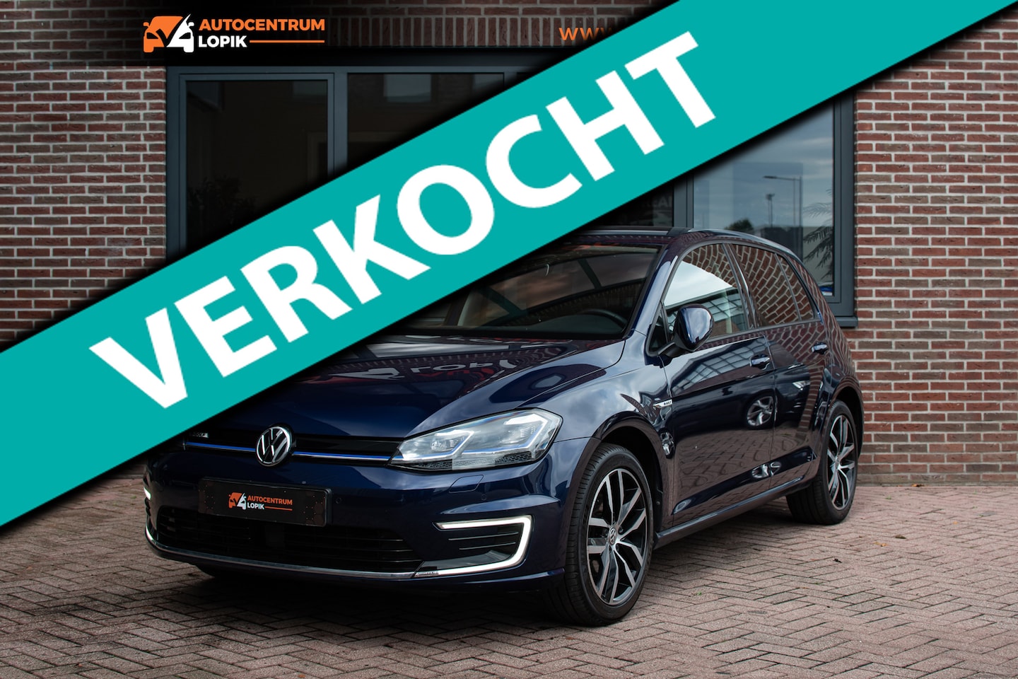 Volkswagen e-Golf - E-DITION Leder/Keyless/Virtual/1e eigenaar/ dealer onderhouden - AutoWereld.nl