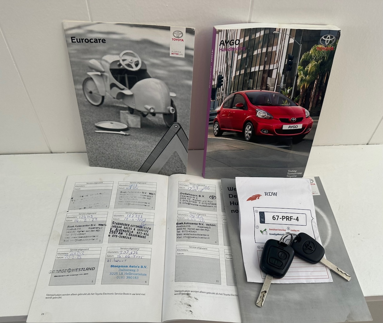 Toyota Aygo - 1.0-12V Dynamic Navigator.AUTOMAAT.Airco - AutoWereld.nl