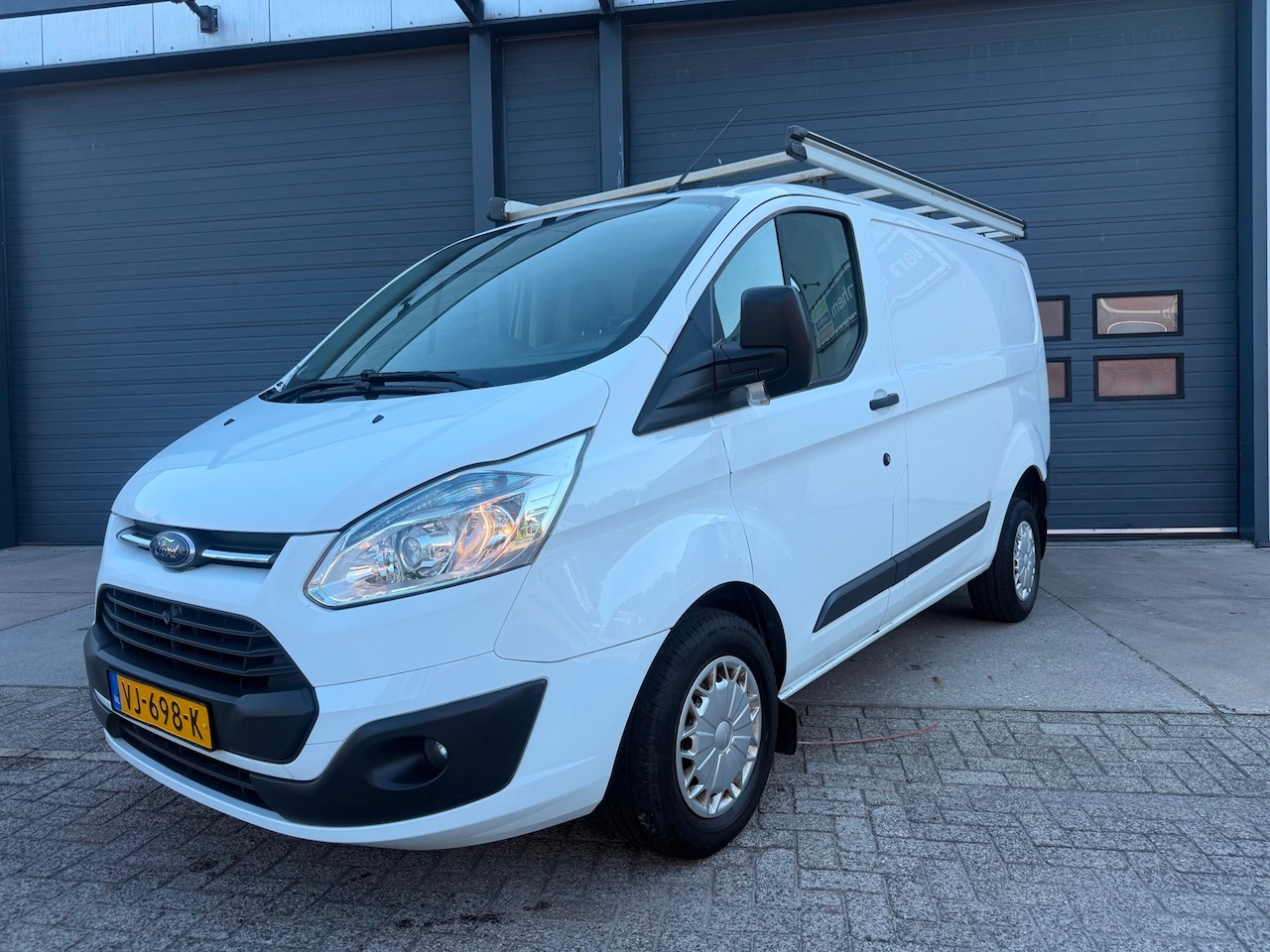 Ford Transit Custom - 270 2.2 TDCI L1H1 Trend 270 2.2 TDCI L1H1 Trend - AutoWereld.nl