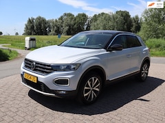 Volkswagen T-Roc - 1.5 TSI Sport