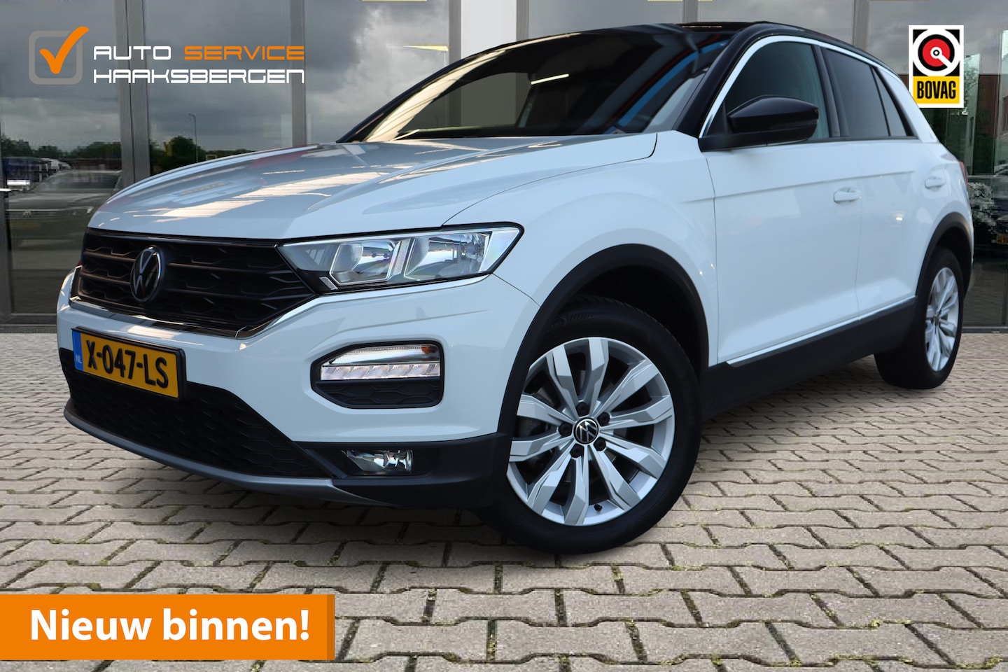 Volkswagen T-Roc - 1.5 TSI Sport | Carplay | Winter Pakket | DAB | - AutoWereld.nl